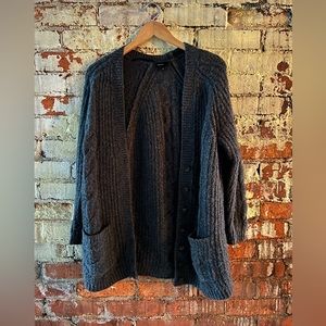 CHARCOAL GREY CABLE KNIT BUTTON FRONT BOYFRIEND CARDIGAN